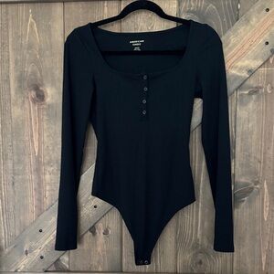 American Eagle Outfitters Black Buttoned Bodysuit Size Medium